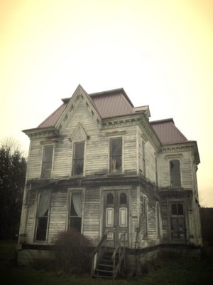 creepy-old-house-for-sale