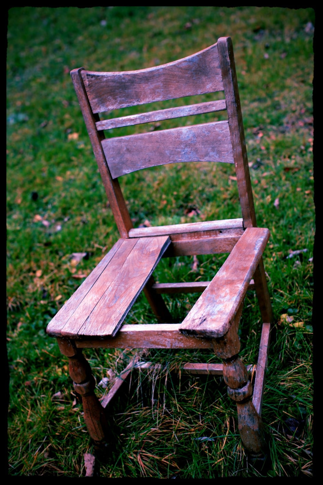 angry-chair-thomas-slatin